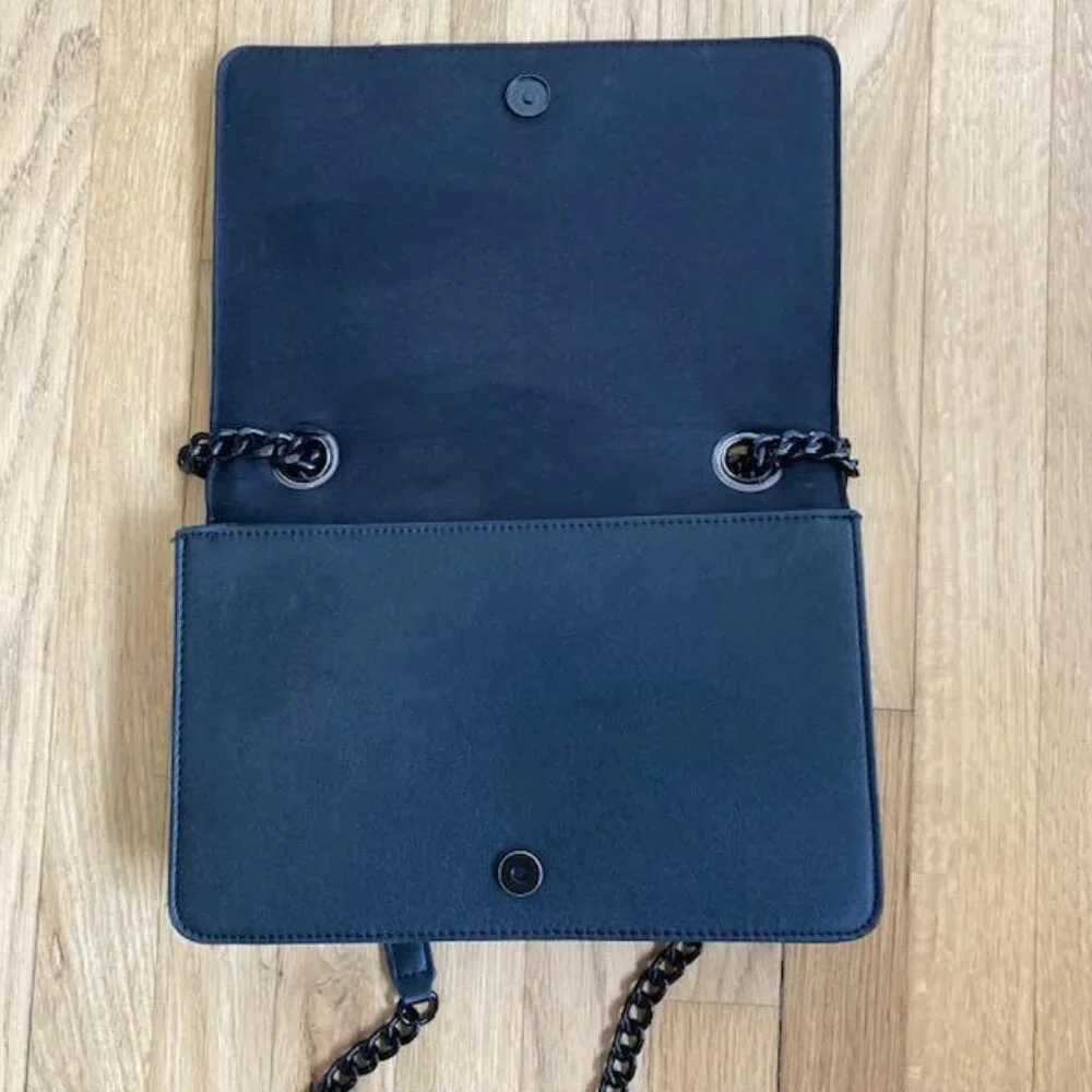 ALDO Greenwald Chain Border Quilted Cross Boody Bag in Black Colour - Picture 9 of 11